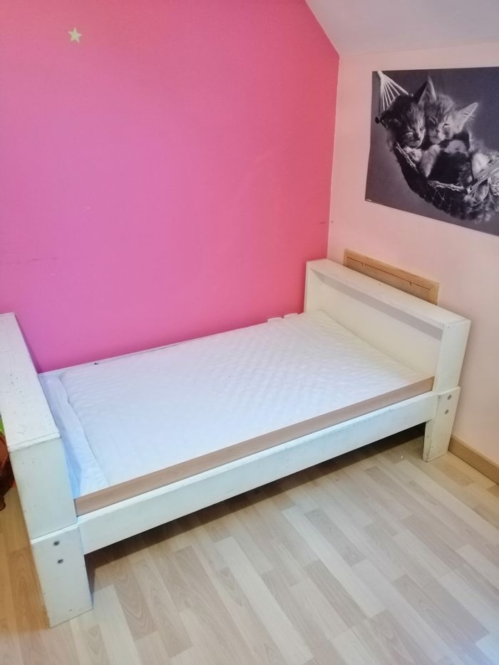 Lit enfant et matelas - photo numéro 4