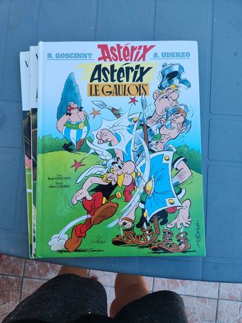 Lot de 3 bandes dessinées Asterix