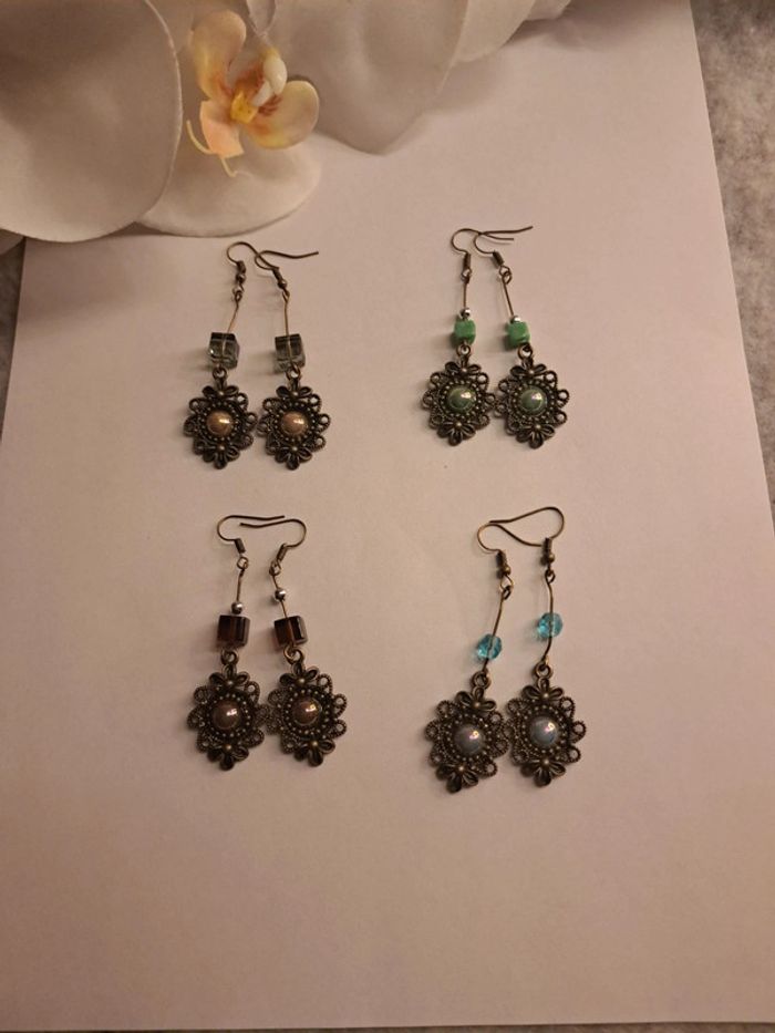 Lot de boucles d'oreilles pendante multicolore bronze