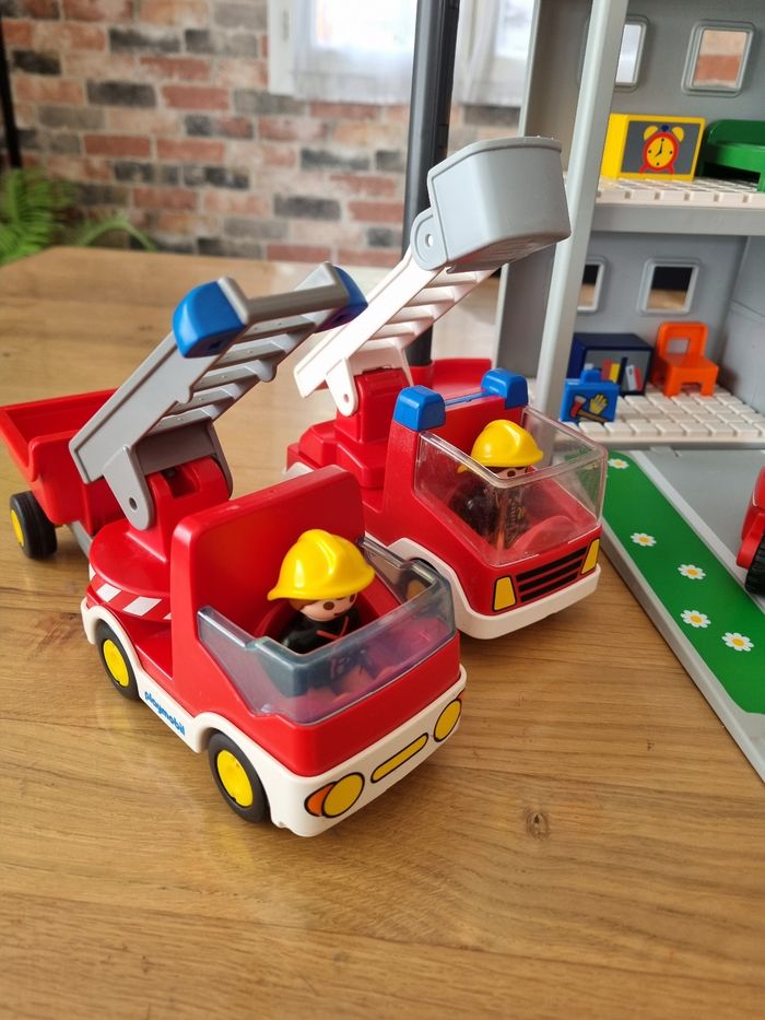 Gros lot caserne des pompiers playmobil 1.2.3 - photo numéro 3