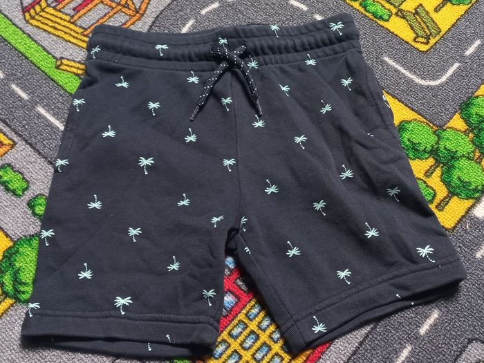 Short Primark 4 ans