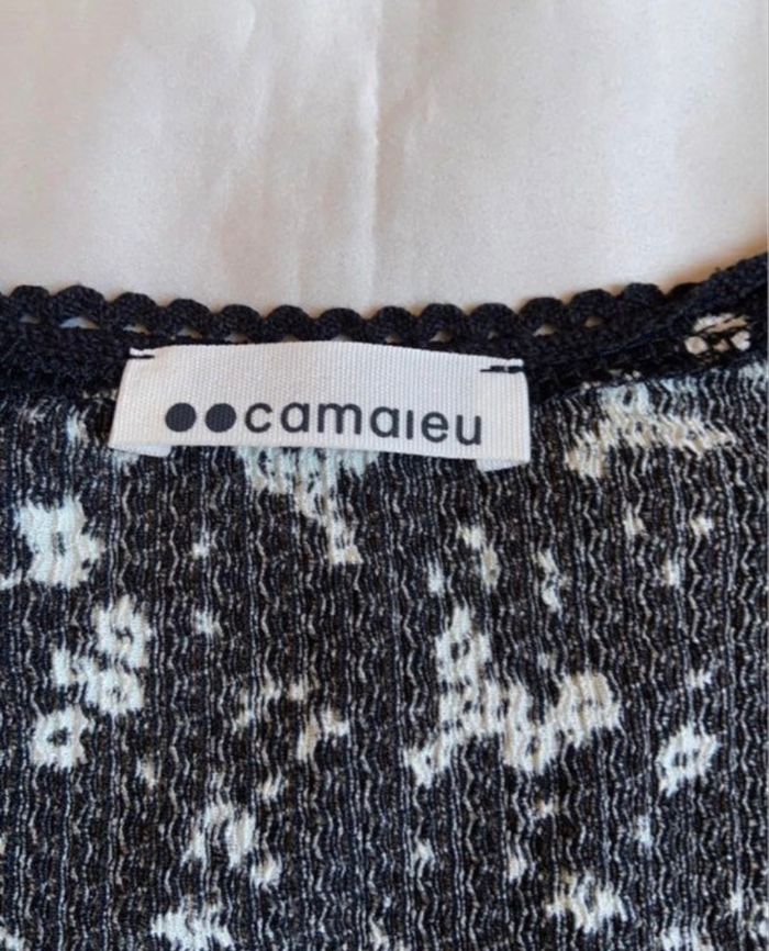 Blouse noire à motifs petites fleurs blanches encolure V Camaïeu taille 38 / M - photo numéro 9