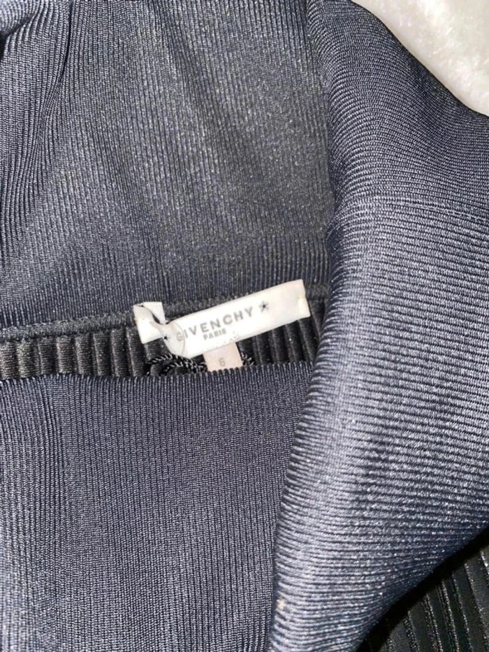 Belle jupe midi Givenchy 6 ans - photo numéro 2