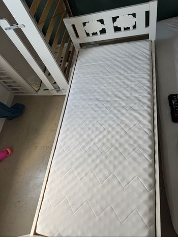 Lit ikea