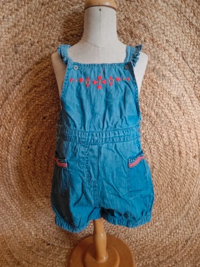 Lot de 12 vêtements fille tee short, pulls, gilets, robe, leeging 23 mois - photo numéro 2