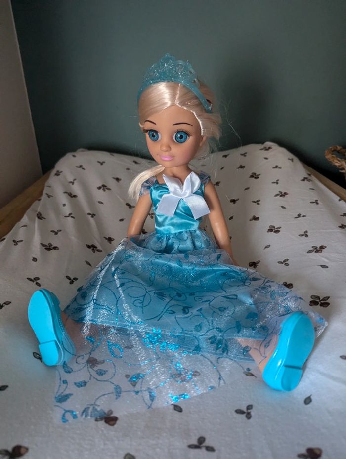 Grande poupée - photo numéro 3