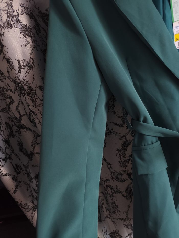 Ensemble veste et pantalon vert d'eau taille 40 neuf - photo numéro 5