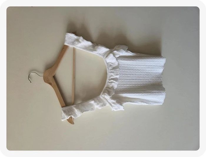tops court Zara blanc taille M - photo numéro 2