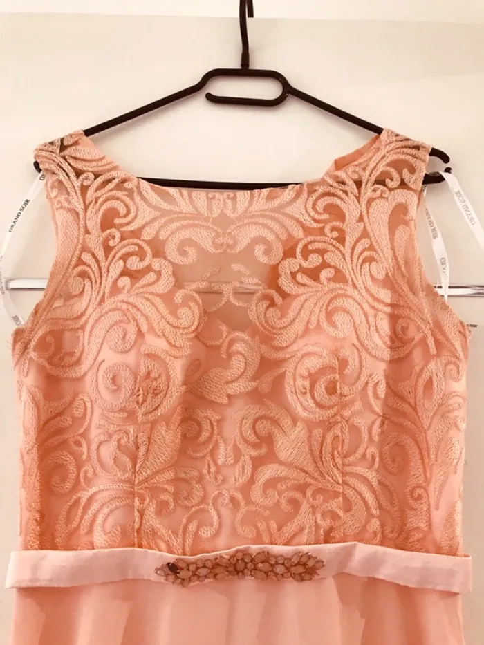 Robe de cérémonie /soirée - photo numéro 2