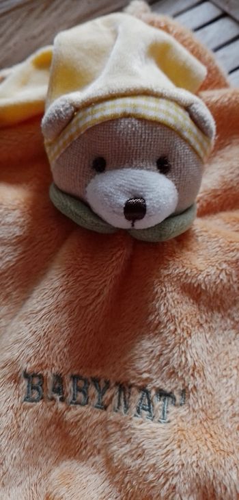 Ourson doudou plat