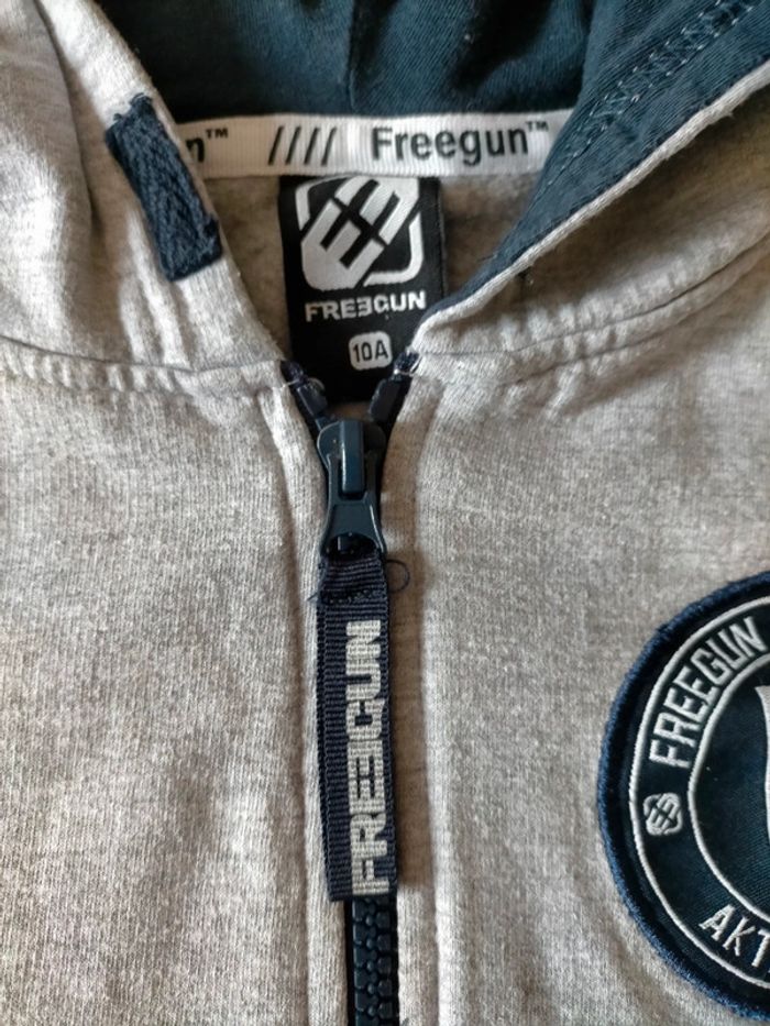 Gilet zippé 10 ans - photo numéro 2