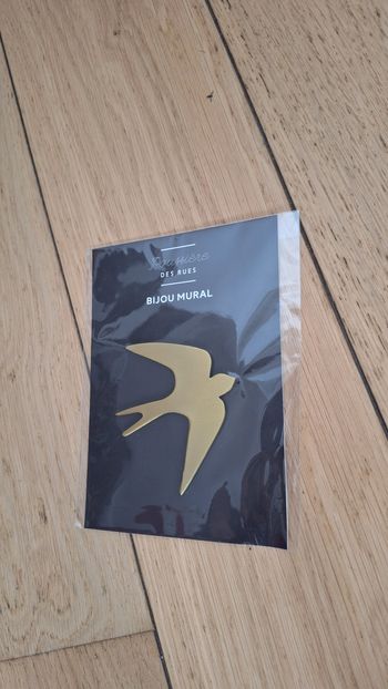 Bijou mural hirondelle