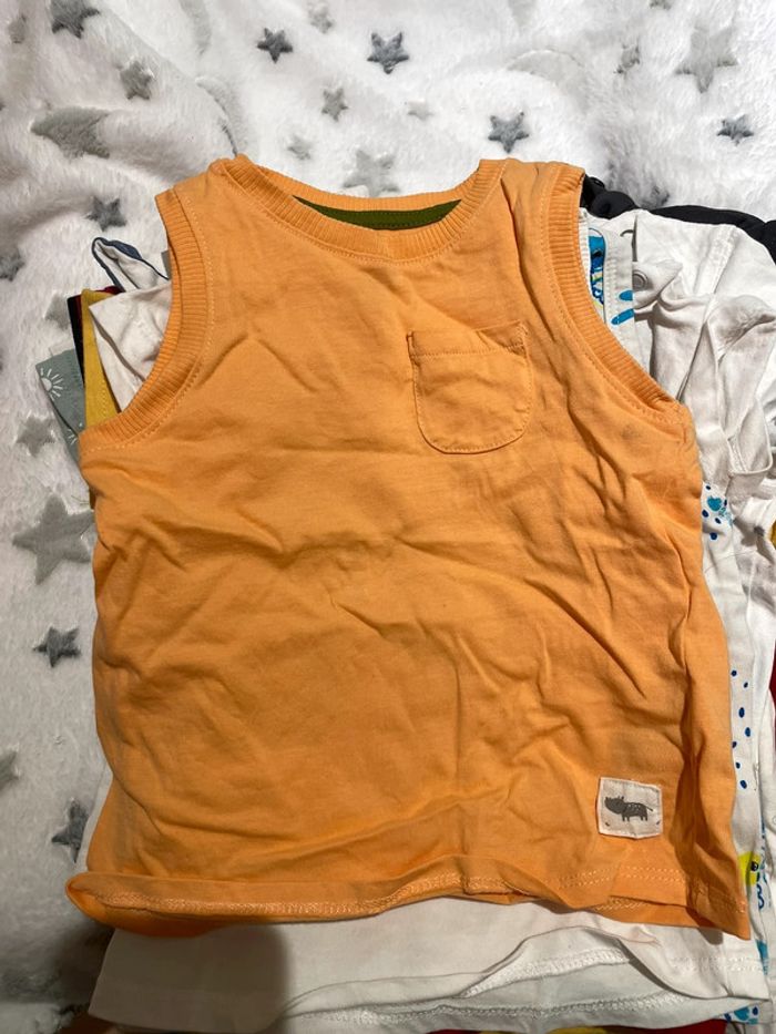 Lot 3 tee shirt sans manche - photo numéro 2