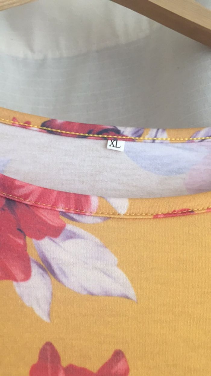 Robe à fleurs - photo numéro 3