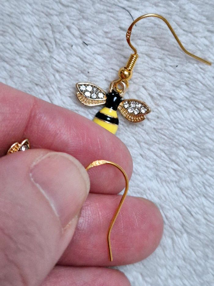 Superbe paire de boucles d'oreilles abeille bee jaune noir - photo numéro 3