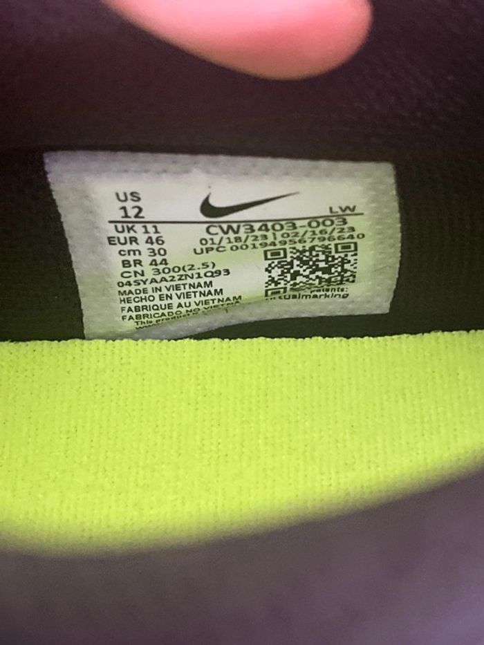 Chaussure Nike taille 46 - photo numéro 7