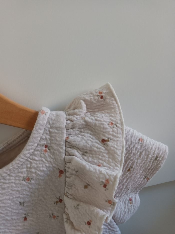 Magnifique robe fleurie effet gaze de coton 36 mois - photo numéro 2