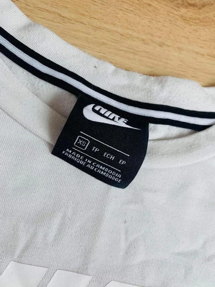 T shirt Nike - photo numéro 2