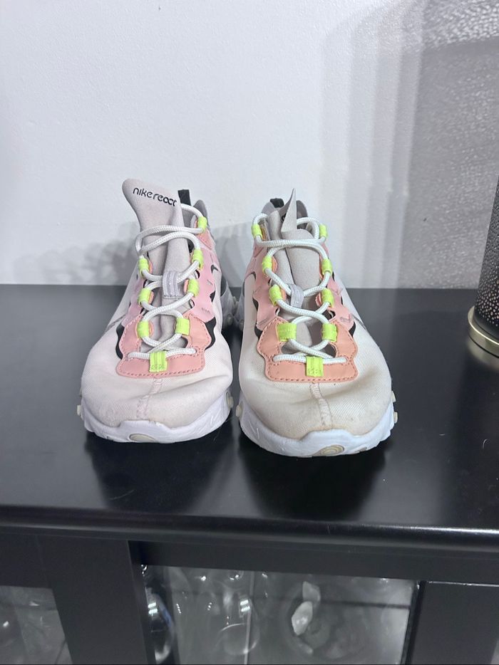 Nike React Element 55 – Pointure 38 – Bon état – Coloris unique & confort max - photo numéro 2