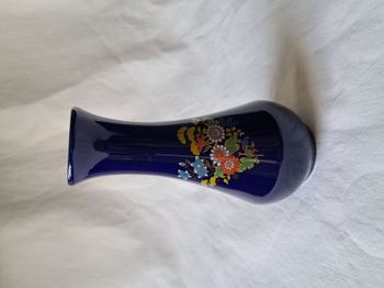 Vase Yves Rocher bleu motifs fleurs Hauteur 16 cm vintage