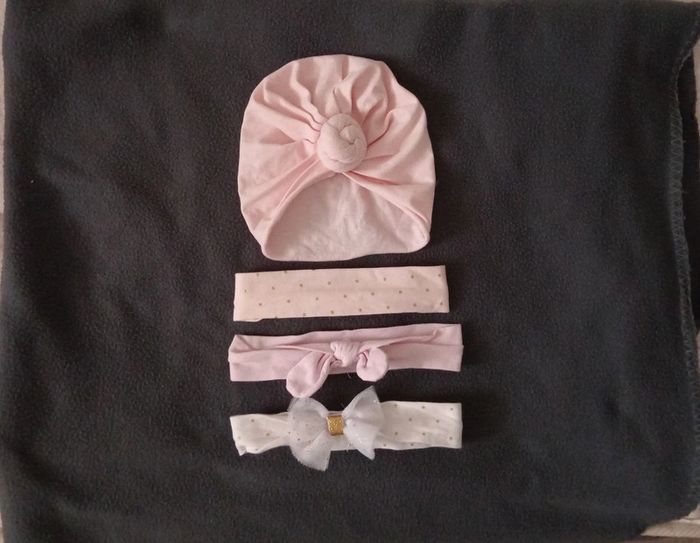 Accessoires bébé fille (1 turban + 3 bandeaux)