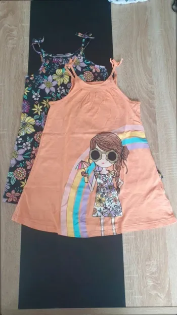 Lot de 2 robes bretelles 5 ans