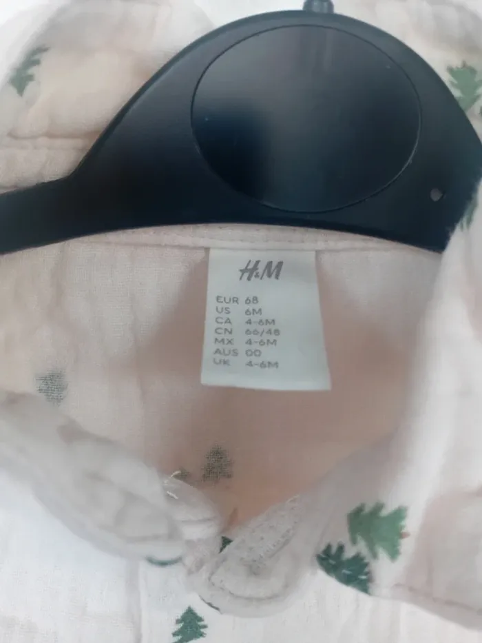 Lot 3 vêtement h&m 4-6 mois - photo numéro 2