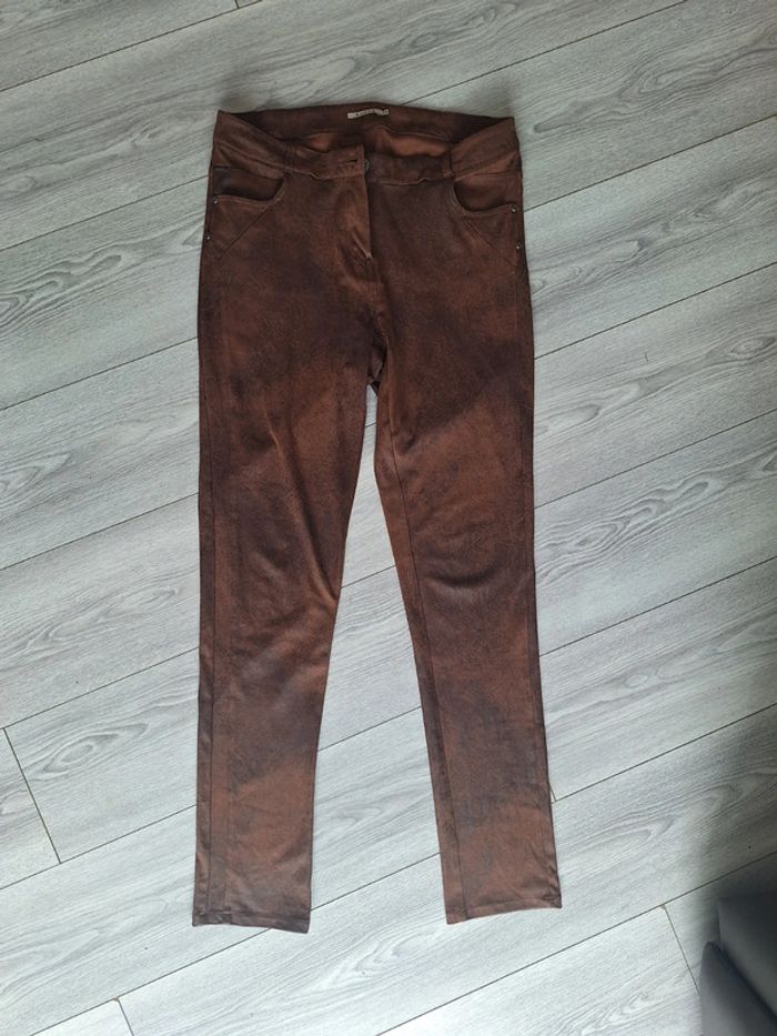 Pantalon femme taille 42 Elora imitation daim