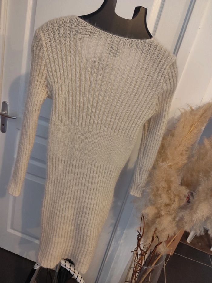 Robe courte manche longue - photo numéro 4
