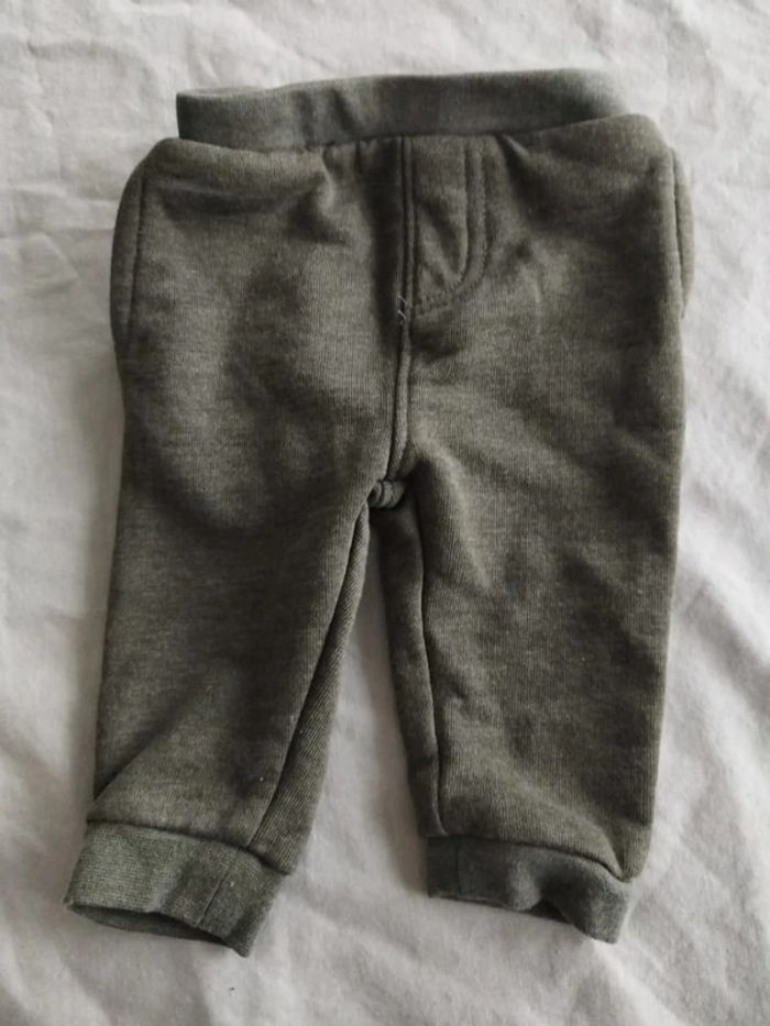 Lot jogging - photo numéro 8