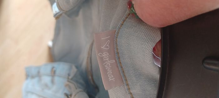 Très jolie veste jeans fille T 10 ans - photo numéro 10
