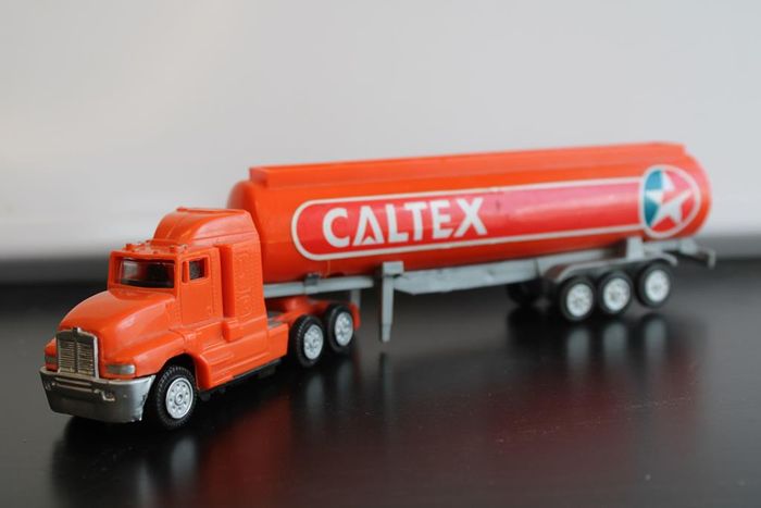 New ray camion tracteur plus remorque citerne