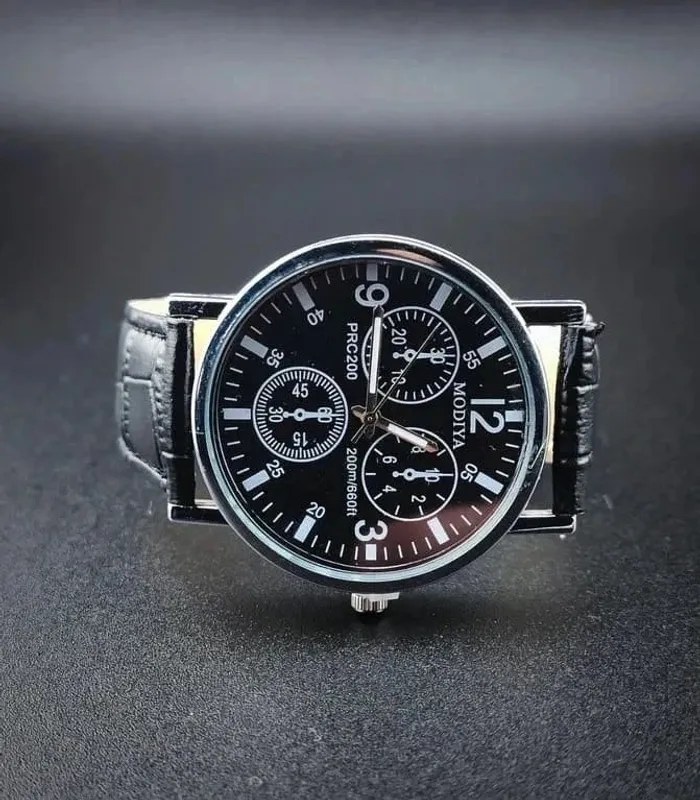 Montre noire légère style sport vintage - photo numéro 2