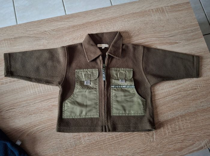 Lot 2 polaires 9 mois - photo numéro 3