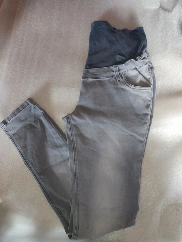 Pantalon grossesse