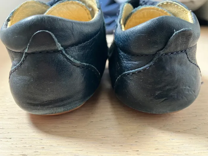 Chaussures souples Froddo 1iers pas en cuir bleu marine  Froddo taille 19 - photo numéro 4