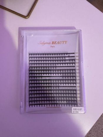 Palette extension de cils volume russe