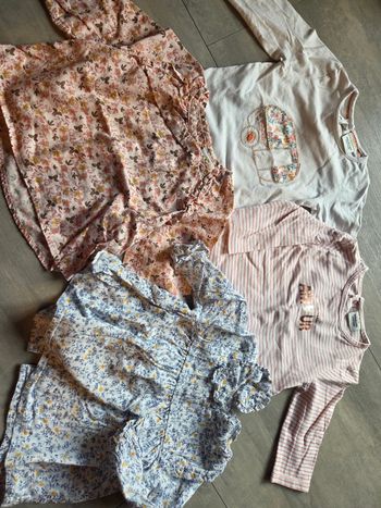 4 hauts tape à l'œil 12 mois