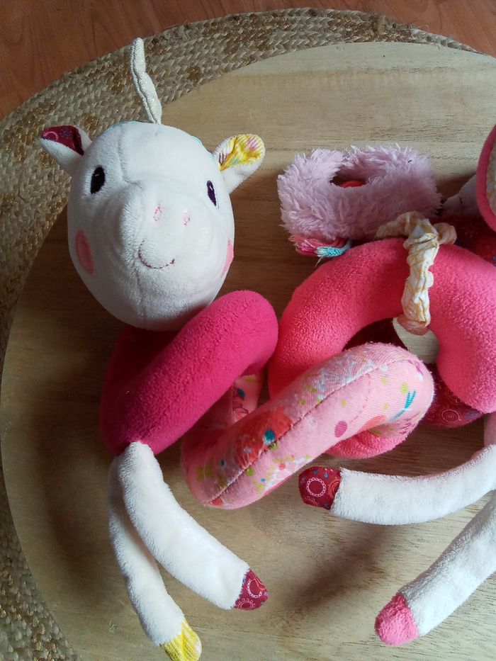 Spirale d'activités Louise la licorne Lilliputiens - photo numéro 3