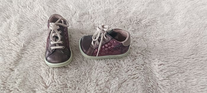 Lot chaussures t 17, 19, 20, 21 - photo numéro 5