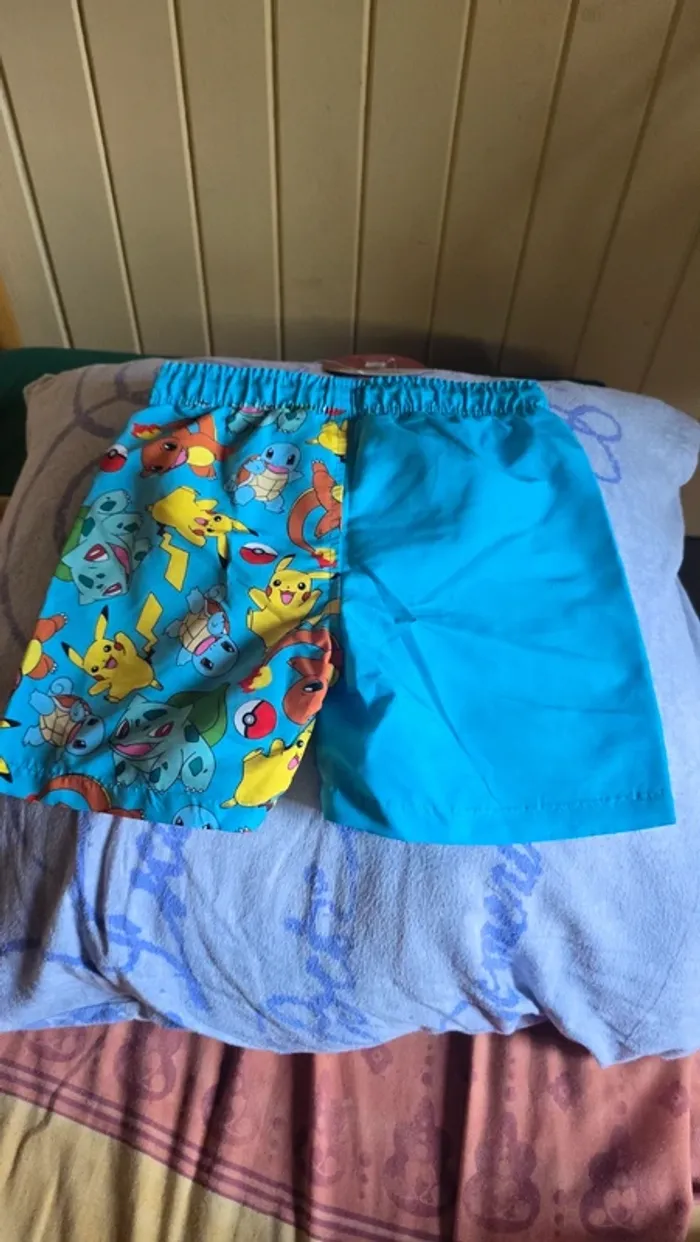 Maillot de bain short pokemon neuf taille 5-6ans - photo numéro 2