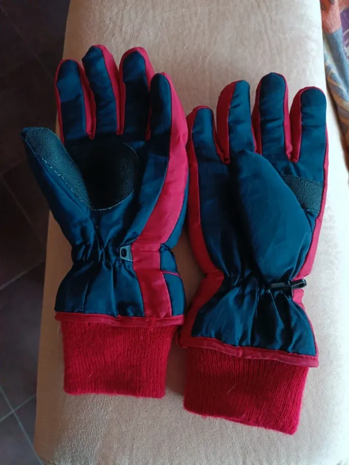 Paire de gants - photo numéro 2