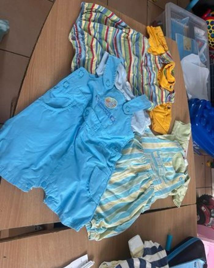 Carton de  50vêtements taille 6 mois - photo numéro 3