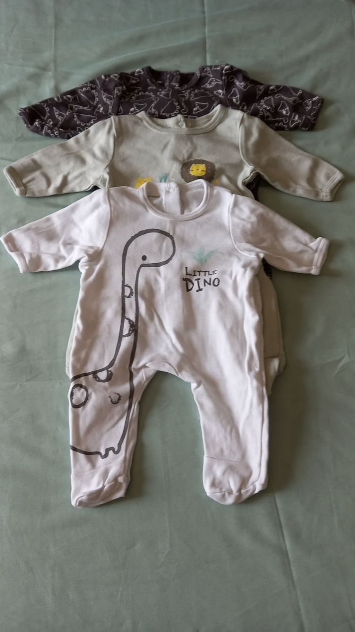 Lot vetements naissance printemps/été - photo numéro 4