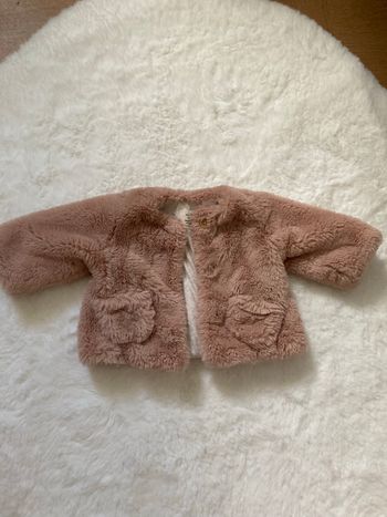 Veste fausse fourrure 1-3 mois zara