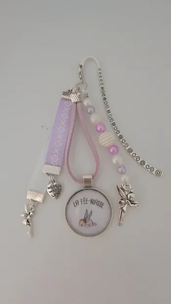 Cadeau humour fée, bijoux de sac ou marque page " la fée niasse"