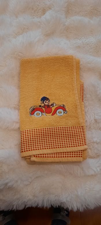 Serviette de  toilette Oui Oui