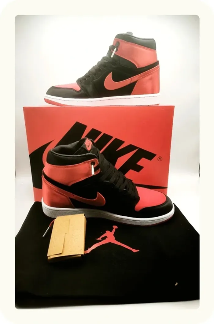 Baskets montantes Nike Jordan 1 retro hi og Taille 43 Neuves - photo numéro 2