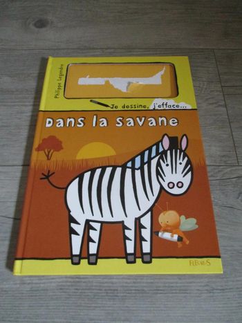 Je dessine, j'efface dans la savane Fleurus