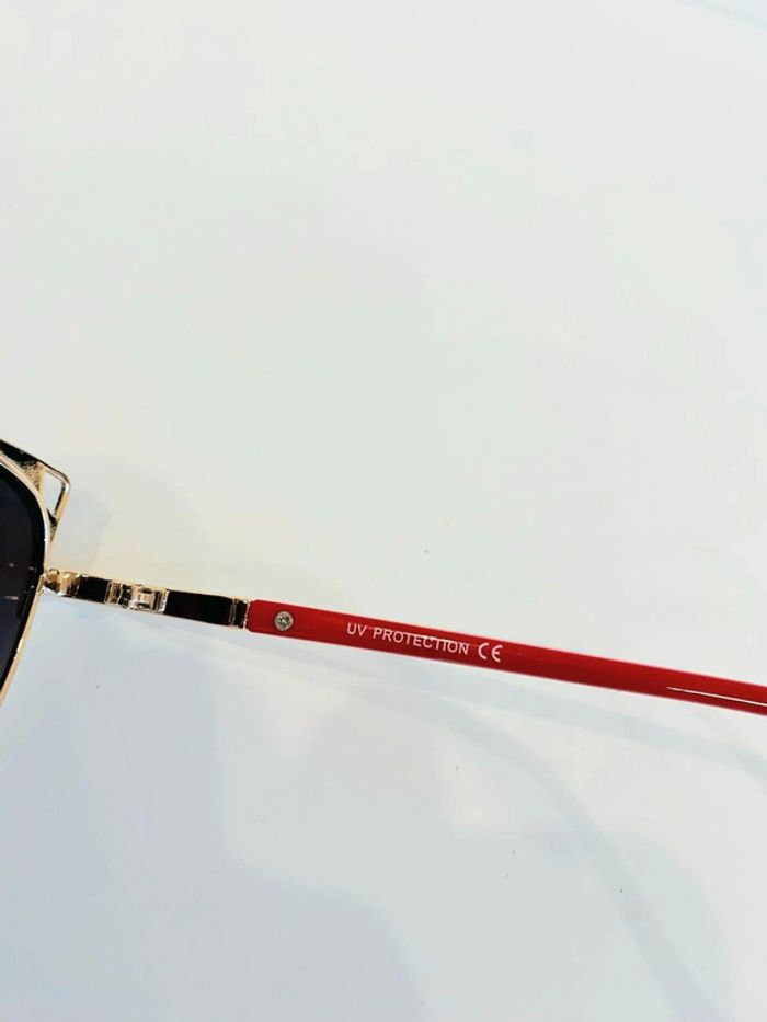 Lunette de soleil femme cats rouge et dorée verres dégradés UV protection catégorie 2 - photo numéro 4